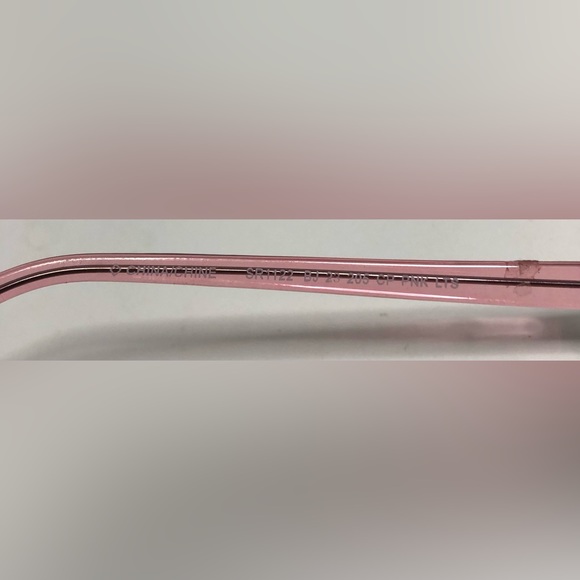 Betsey Johnson Cat Eye Sunglasses. Transparency Pink - Picture 5 of 8